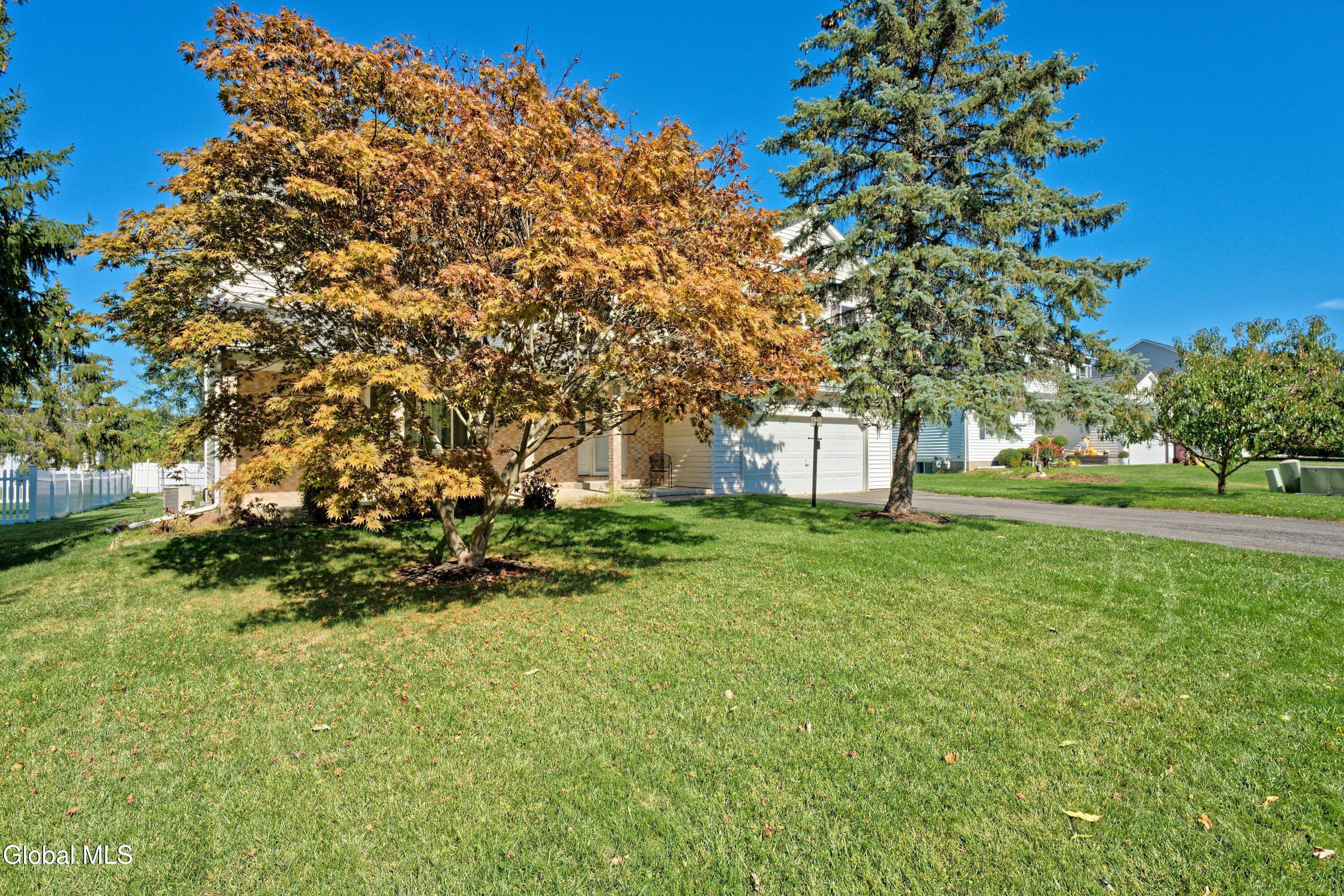 5 Shamrock Circle Latham NY 12110