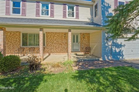 5 Shamrock Circle Latham NY 12110