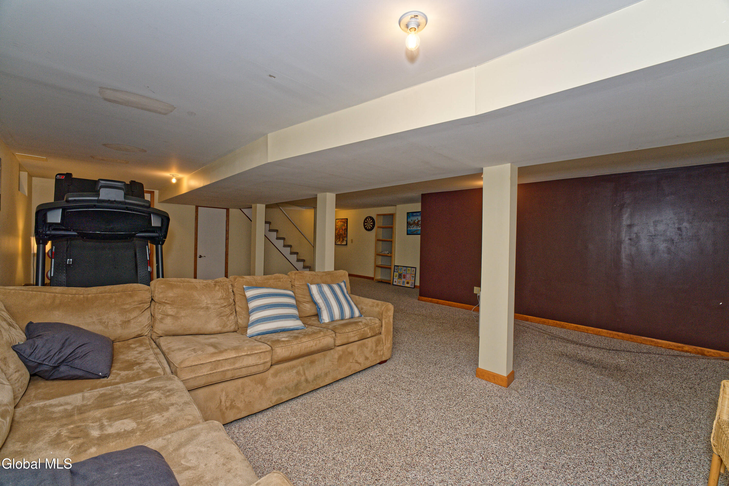 5 Shamrock Circle Latham NY 12110