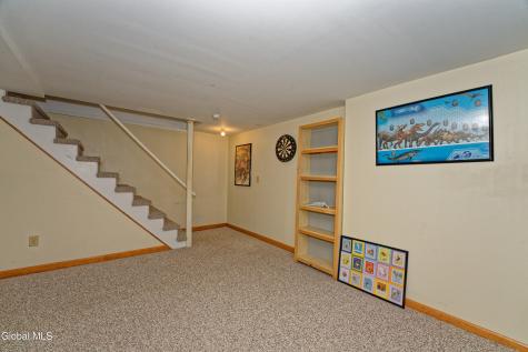 5 Shamrock Circle Latham NY 12110