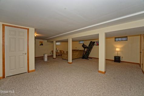 5 Shamrock Circle Latham NY 12110