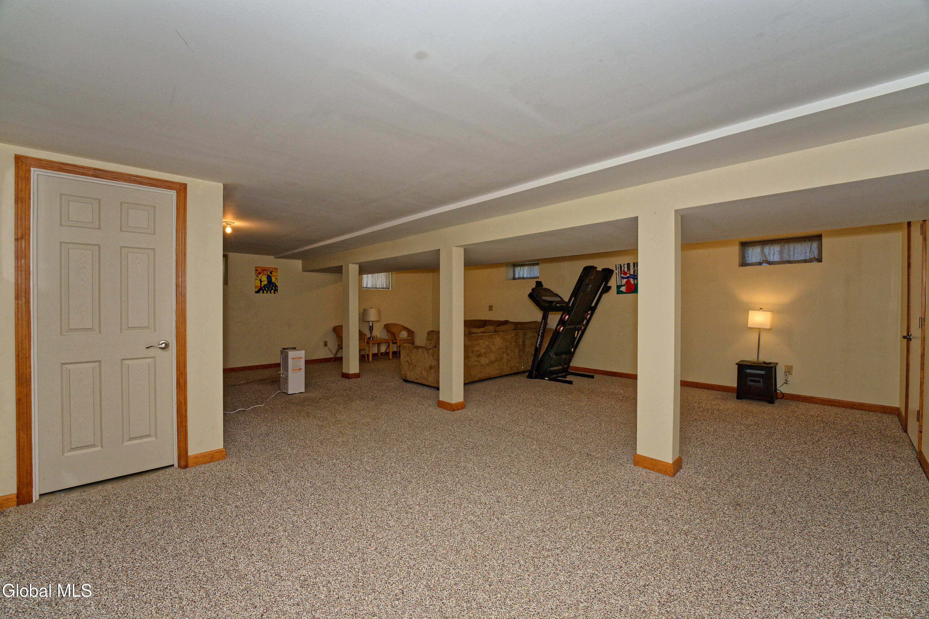5 Shamrock Circle Latham NY 12110