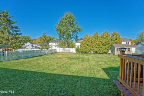 5 Shamrock Circle Latham NY 12110