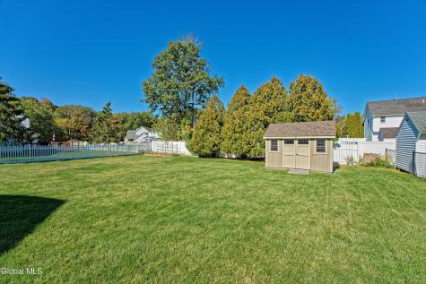 5 Shamrock Circle Latham NY 12110