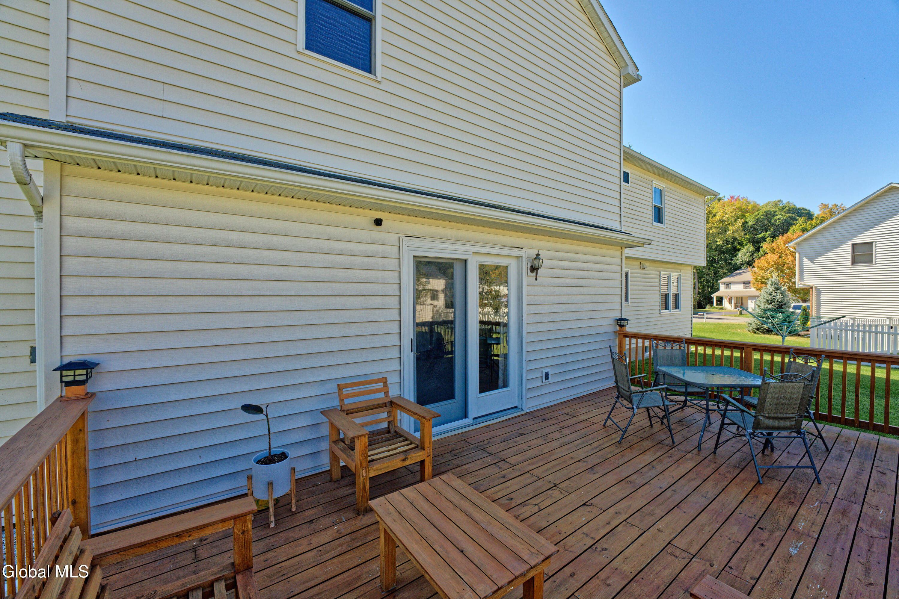 5 Shamrock Circle Latham NY 12110
