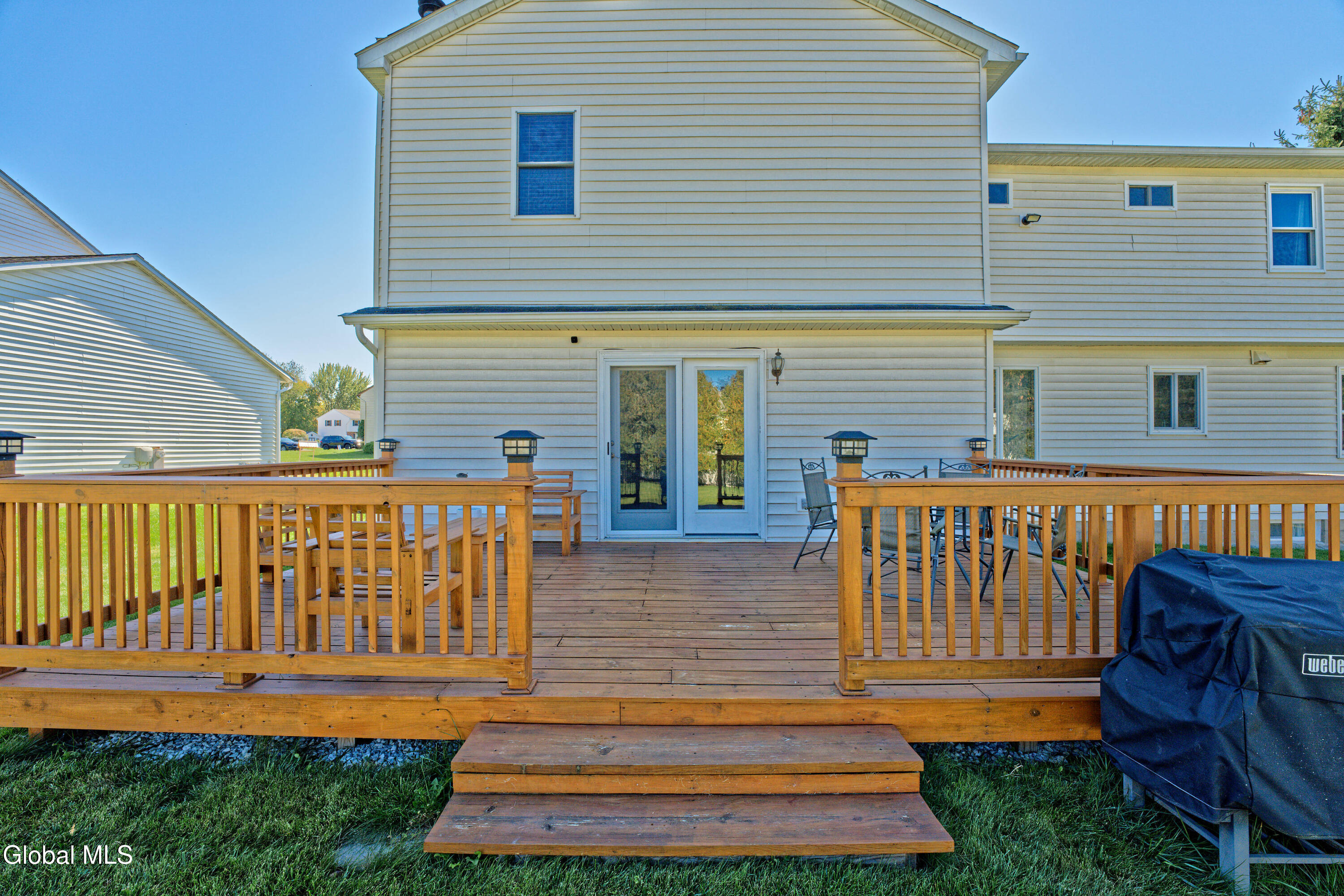 5 Shamrock Circle Latham NY 12110