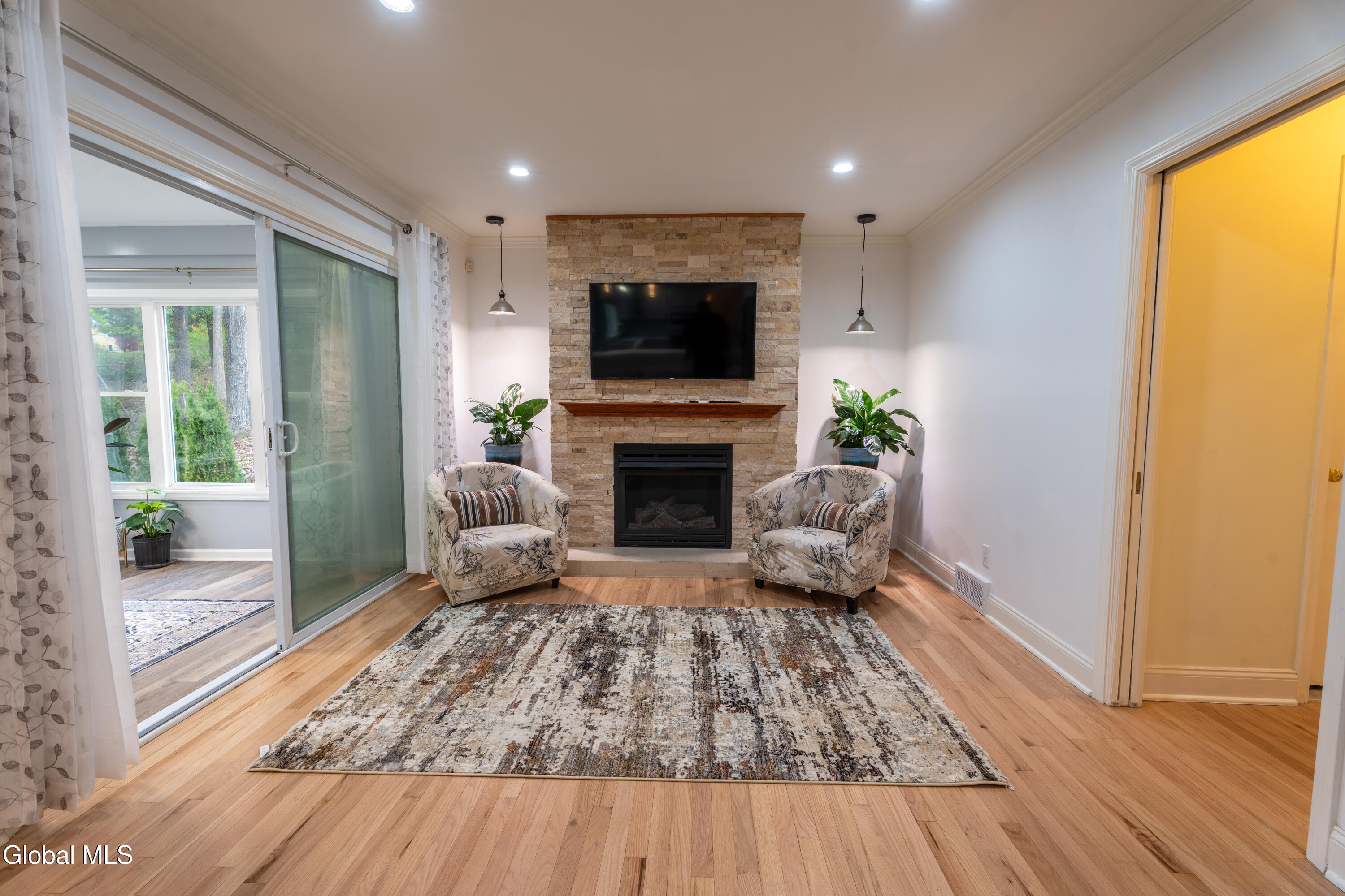 2292 Pinehaven Drive Niskayuna NY 12309
