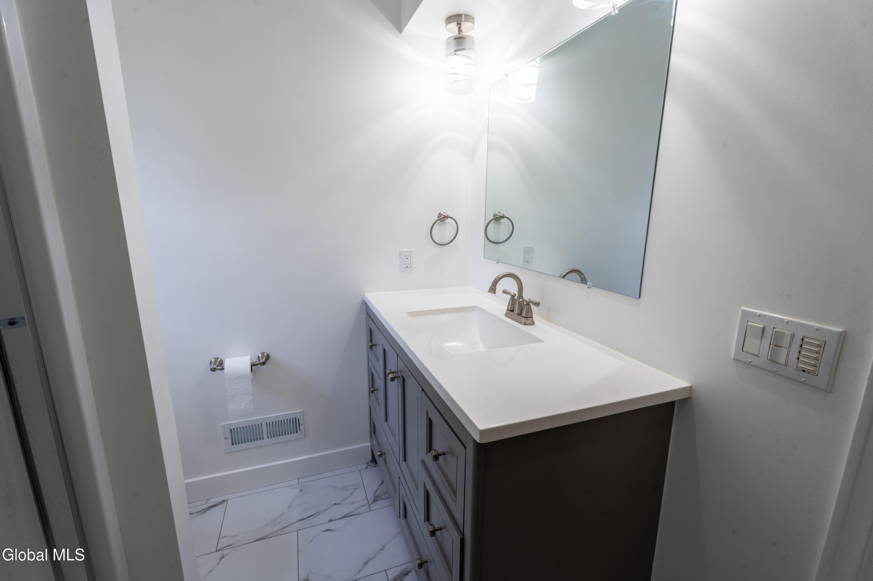 2292 Pinehaven Drive Niskayuna NY 12309