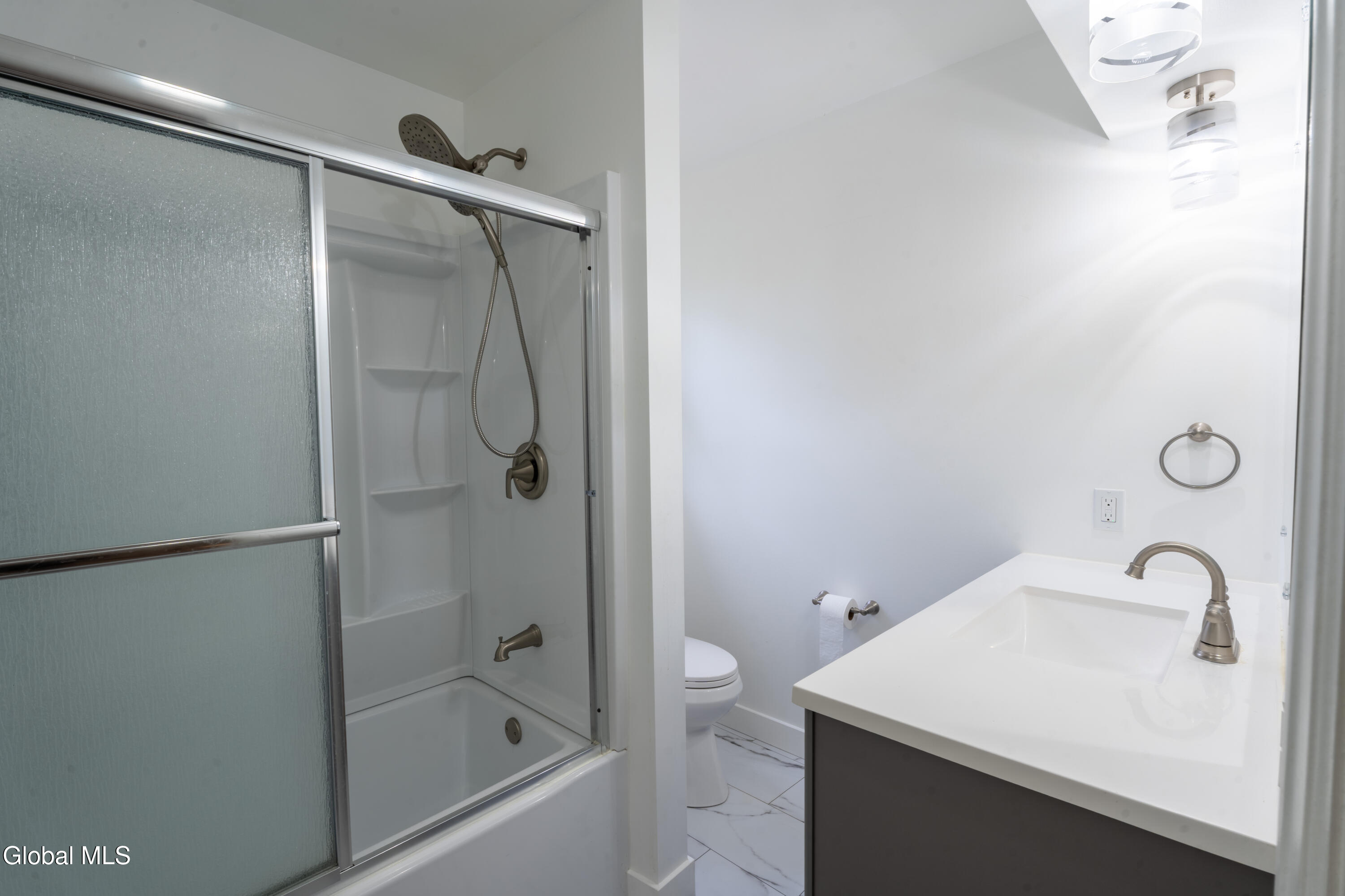 2292 Pinehaven Drive Niskayuna NY 12309