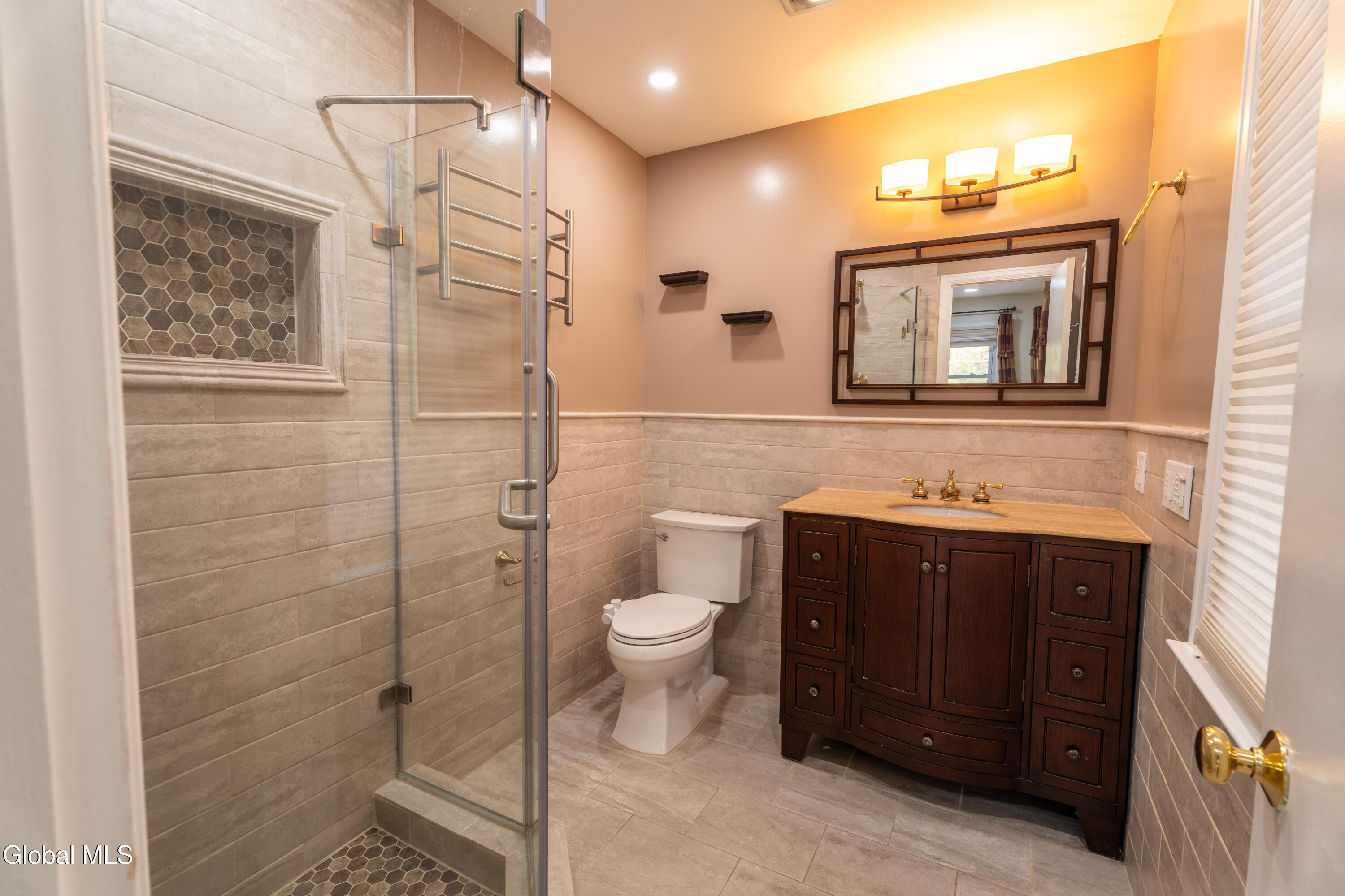 2292 Pinehaven Drive Niskayuna NY 12309
