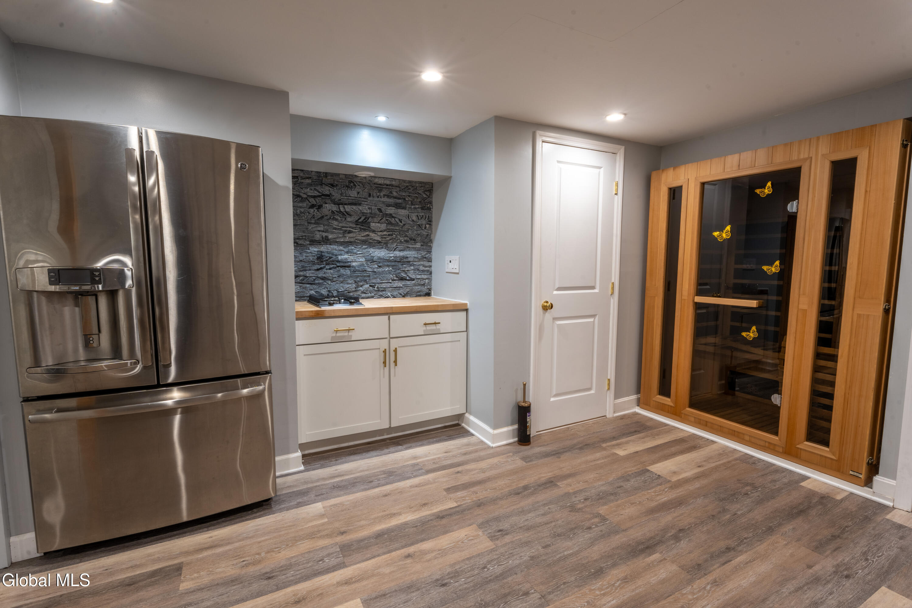2292 Pinehaven Drive Niskayuna NY 12309