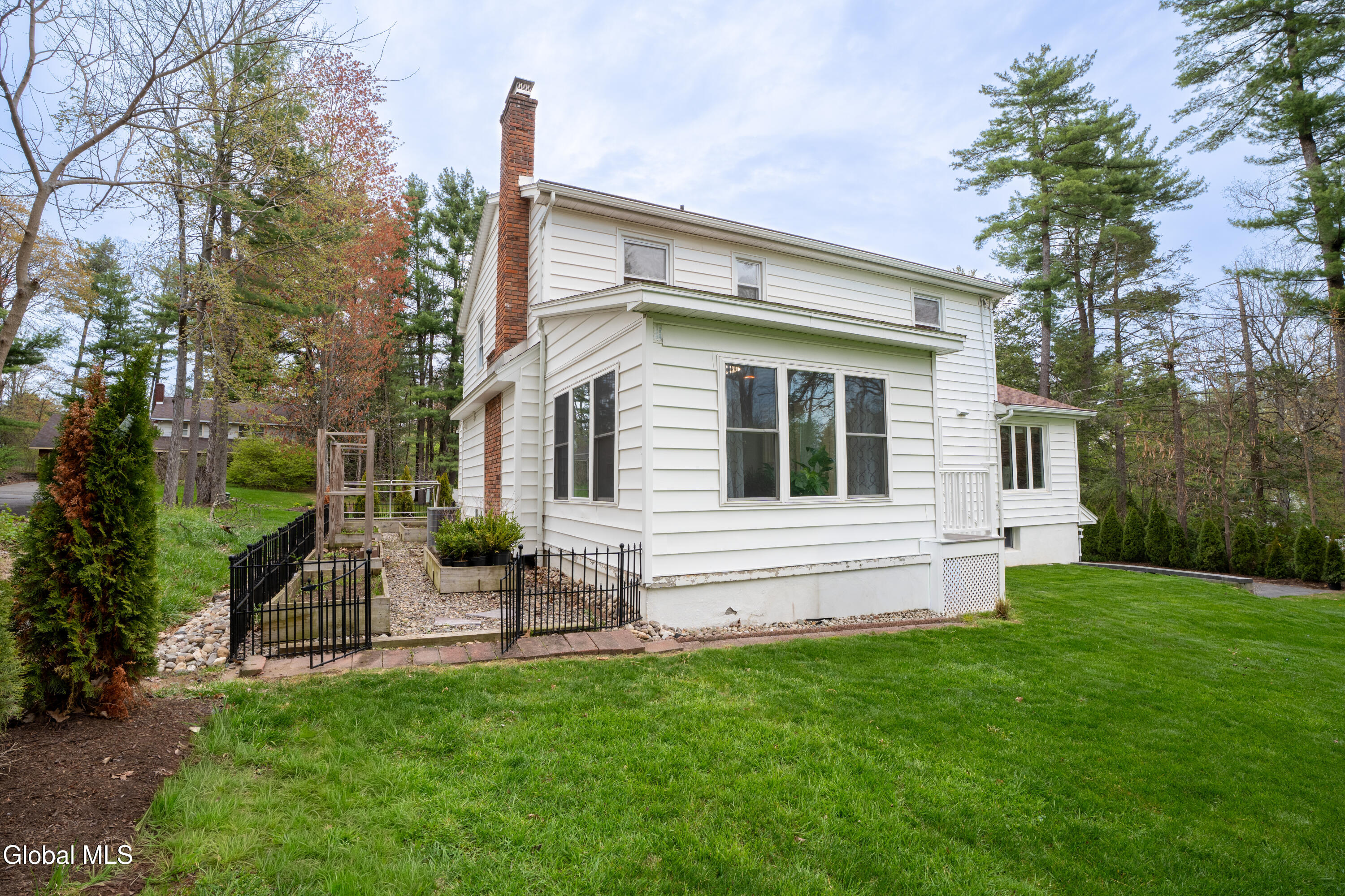 2292 Pinehaven Drive Niskayuna NY 12309