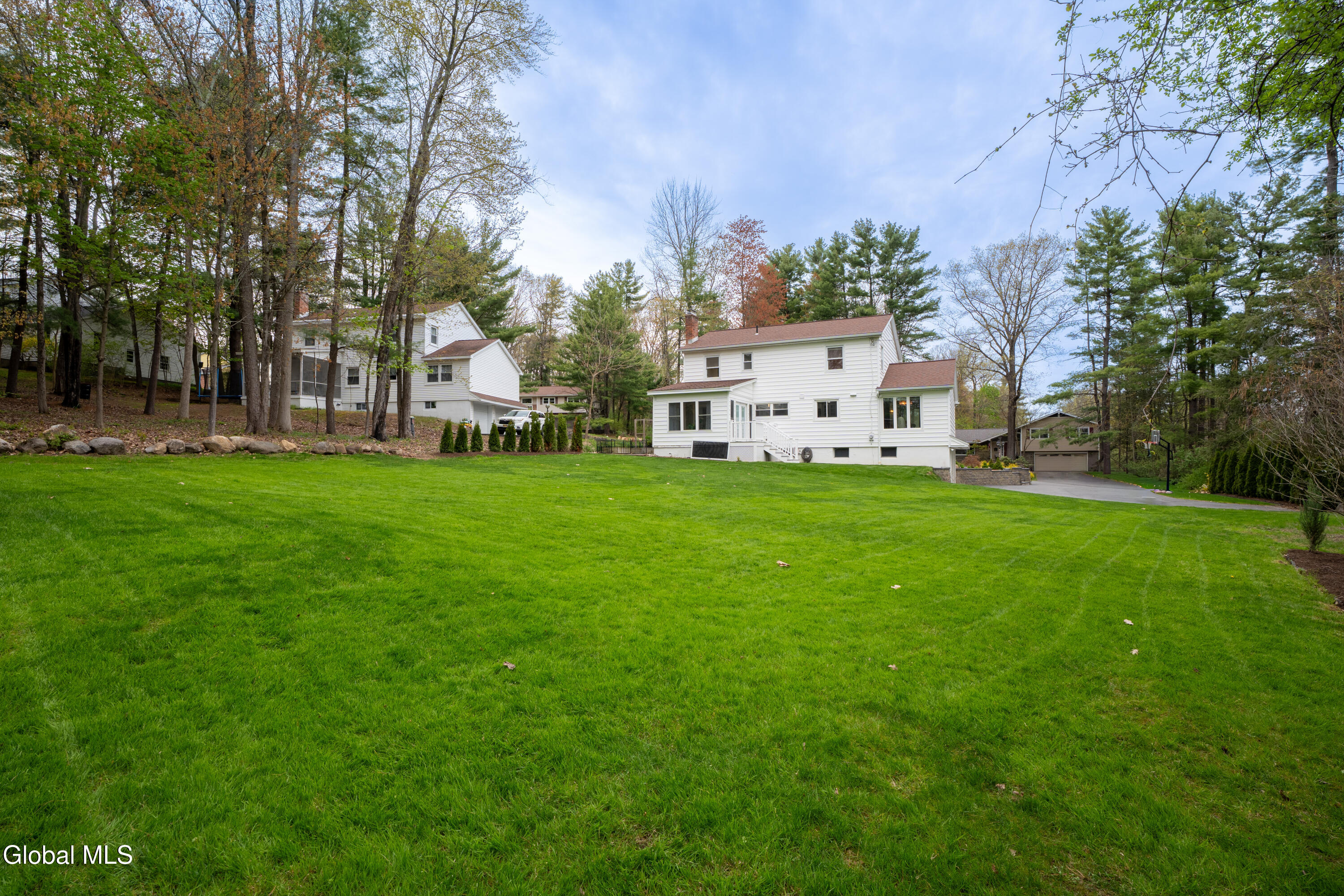2292 Pinehaven Drive Niskayuna NY 12309