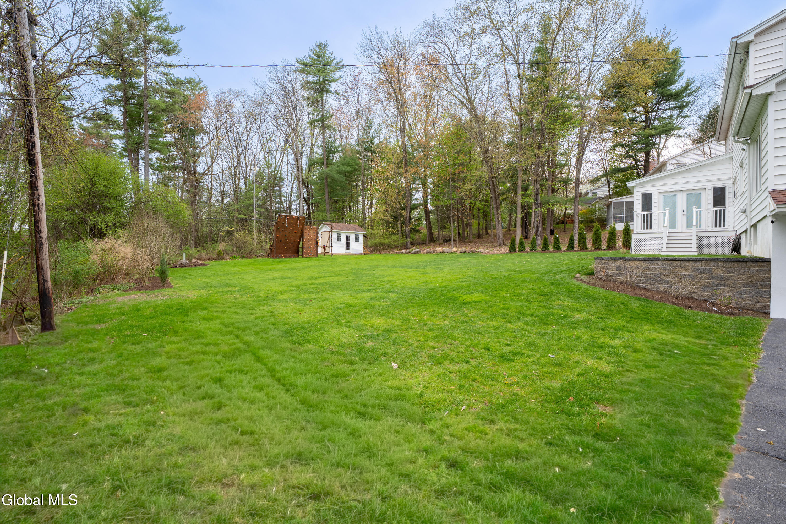 2292 Pinehaven Drive Niskayuna NY 12309
