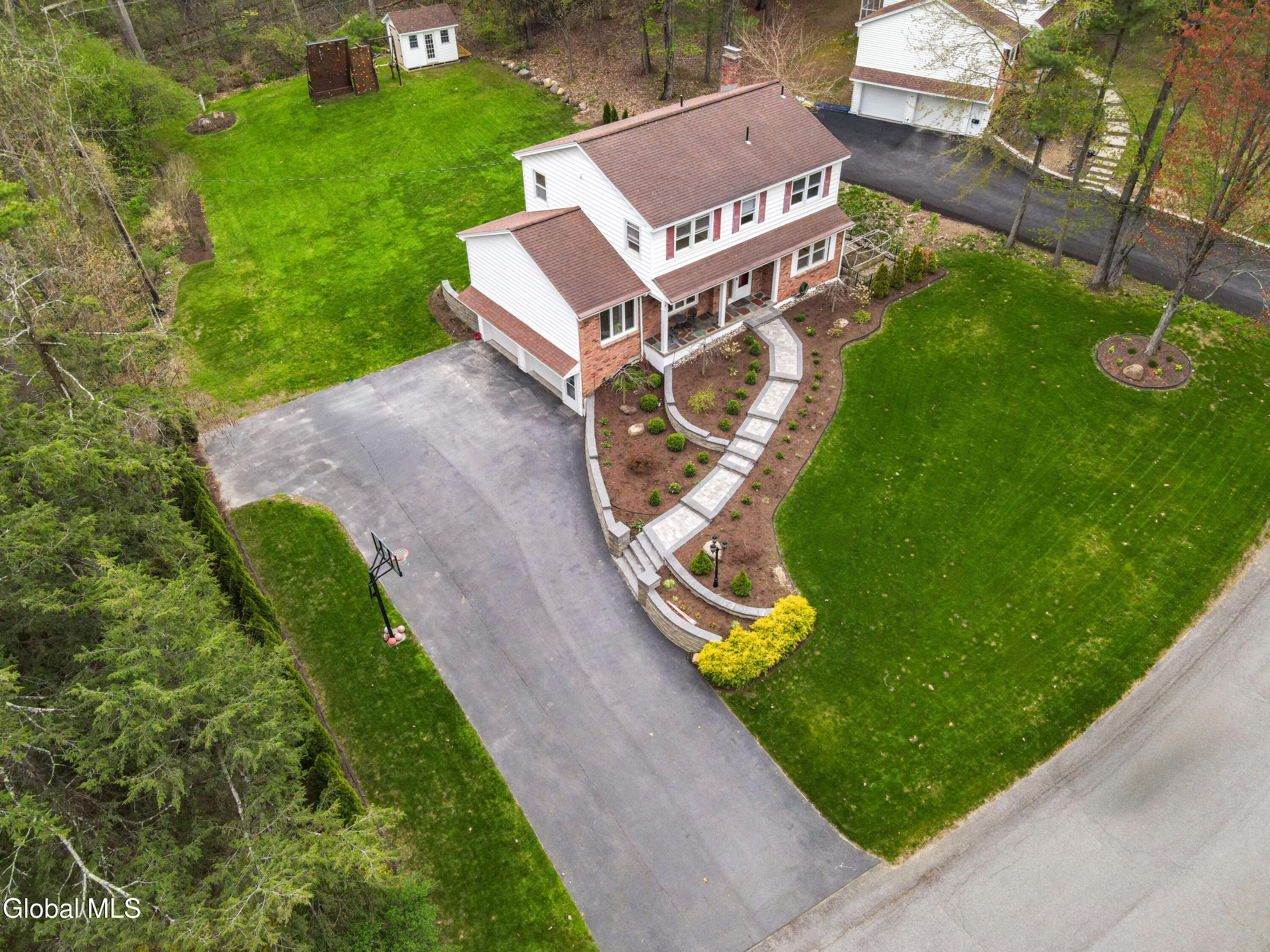 2292 Pinehaven Drive Niskayuna NY 12309