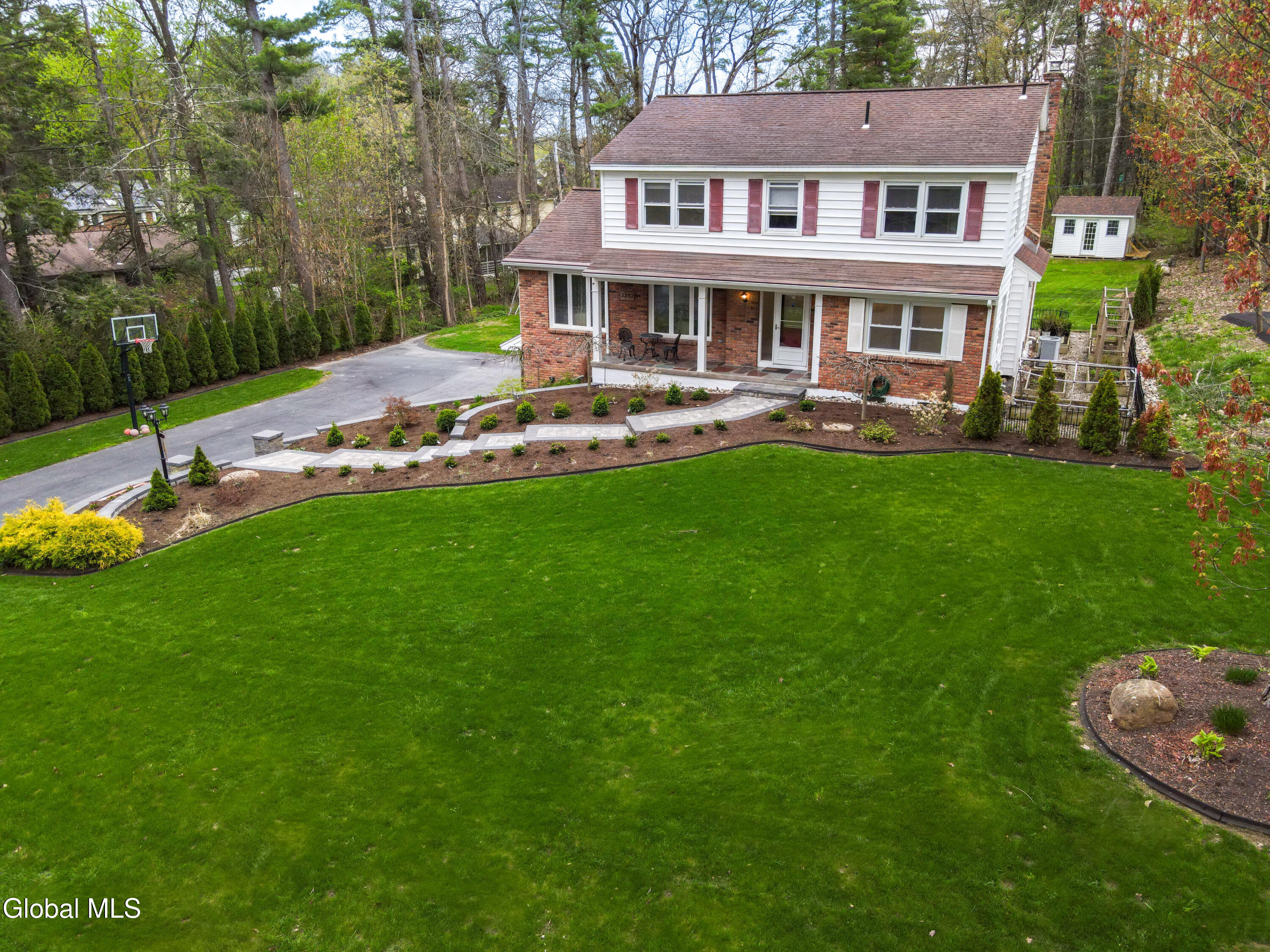 2292 Pinehaven Drive Niskayuna NY 12309