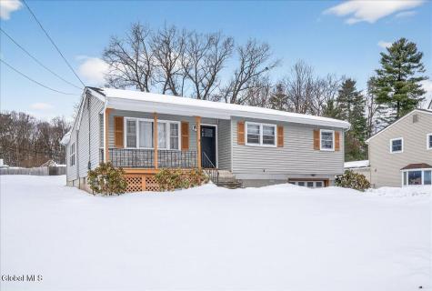 14 Sherri Drive Saratoga Springs NY 12866