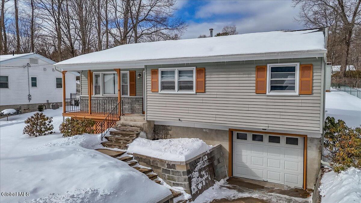 14 Sherri Drive Saratoga Springs NY 12866