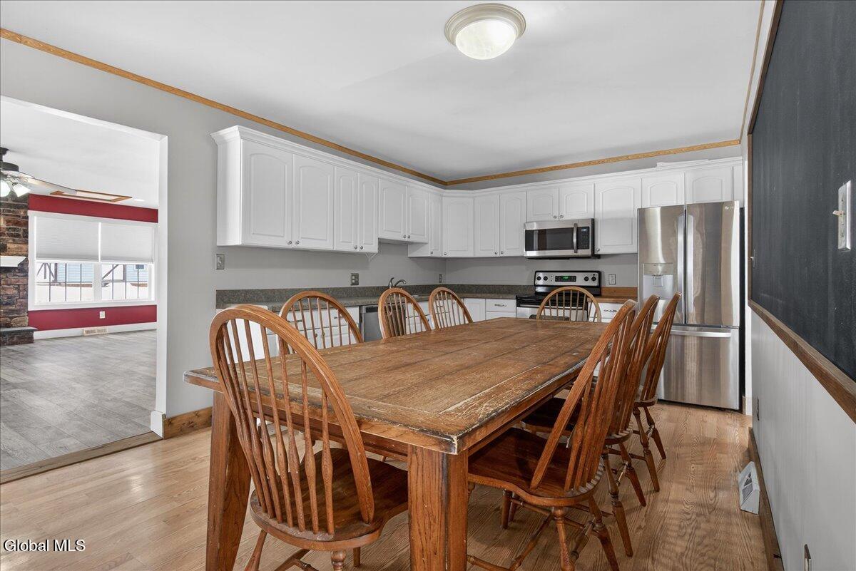 14 Sherri Drive Saratoga Springs NY 12866