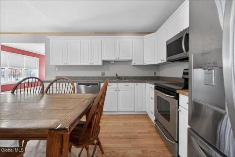 14 Sherri Drive Saratoga Springs NY 12866
