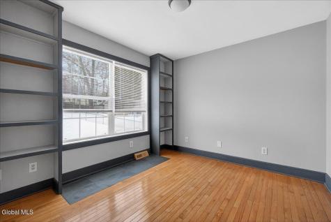 14 Sherri Drive Saratoga Springs NY 12866
