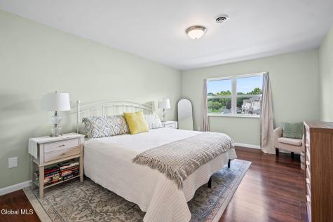 702 Cambridge Manor Drive Scotia NY 12302