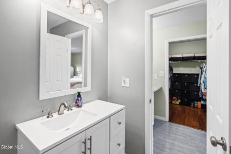 702 Cambridge Manor Drive Scotia NY 12302