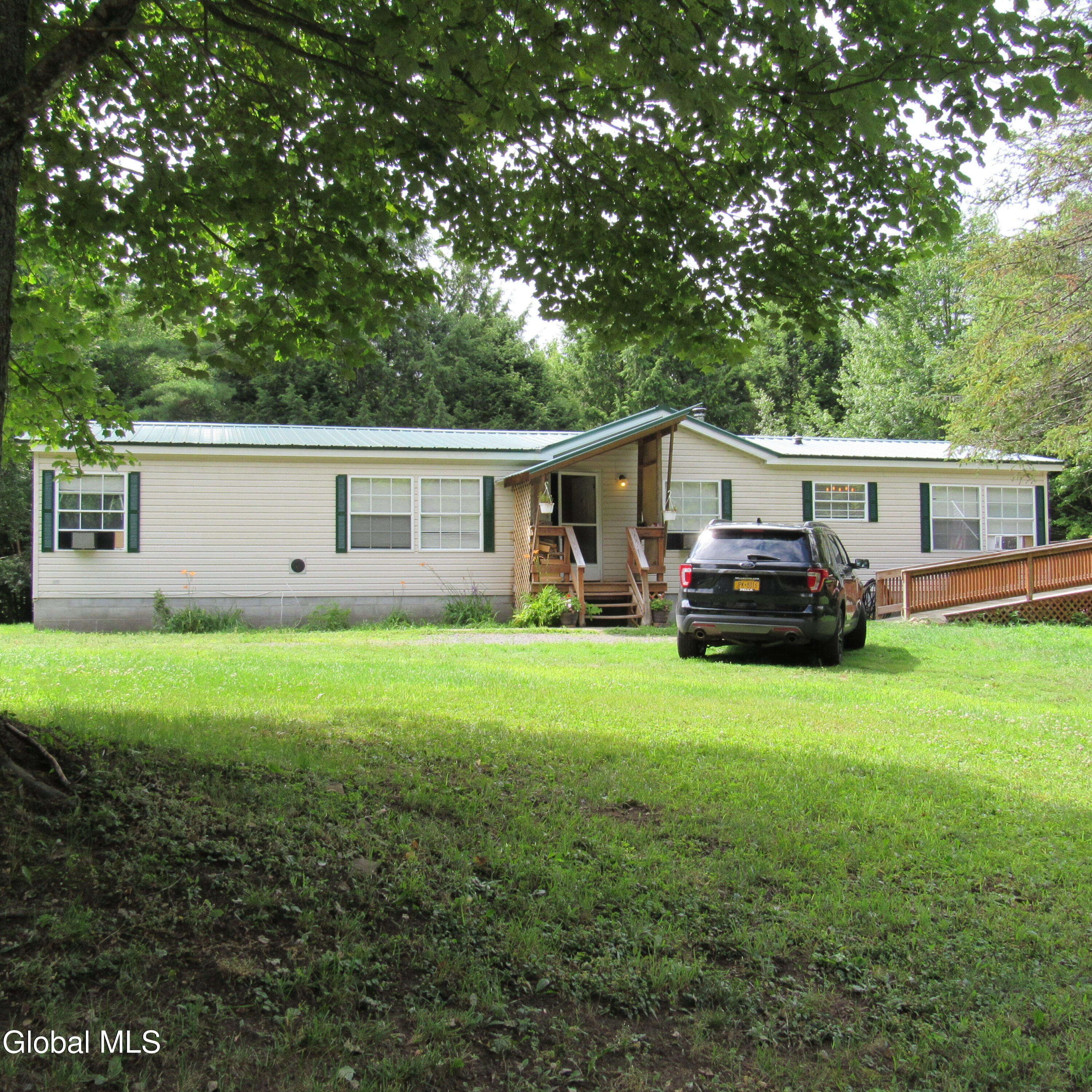 75 Military Road Edinburg NY 12134