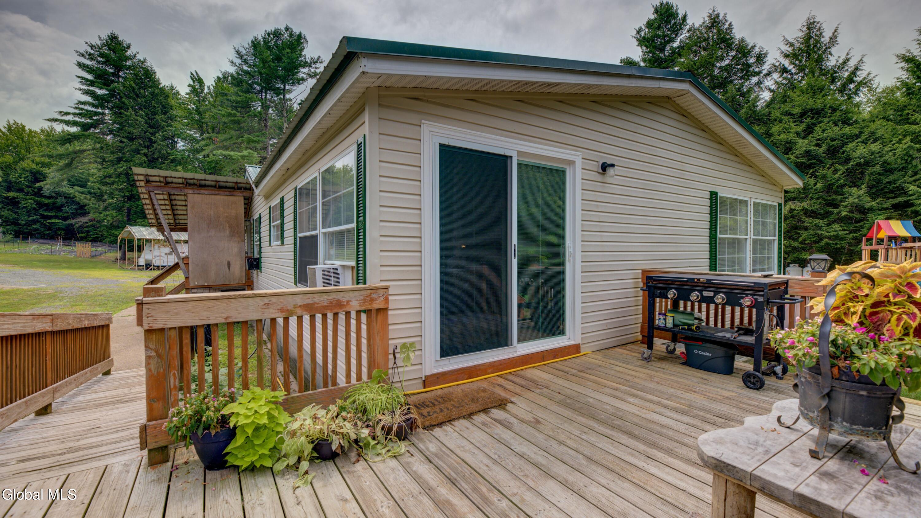 75 Military Road Edinburg NY 12134