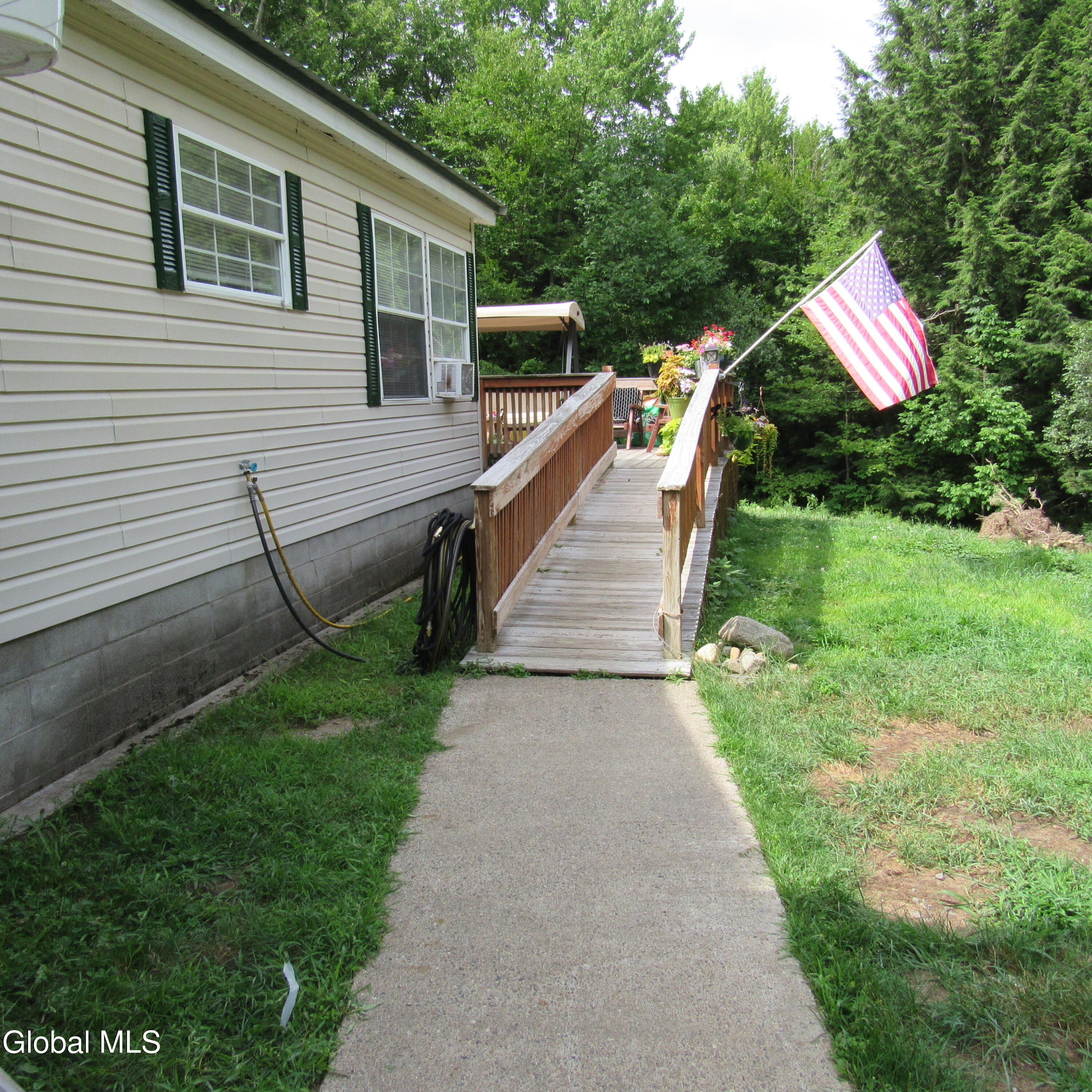 75 Military Road Edinburg NY 12134