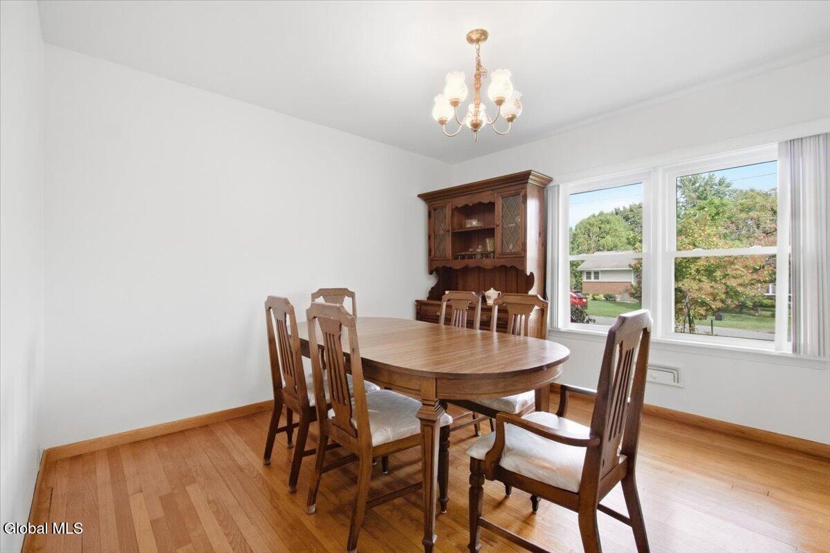 1434 Cullen Avenue Schenectady NY 12309