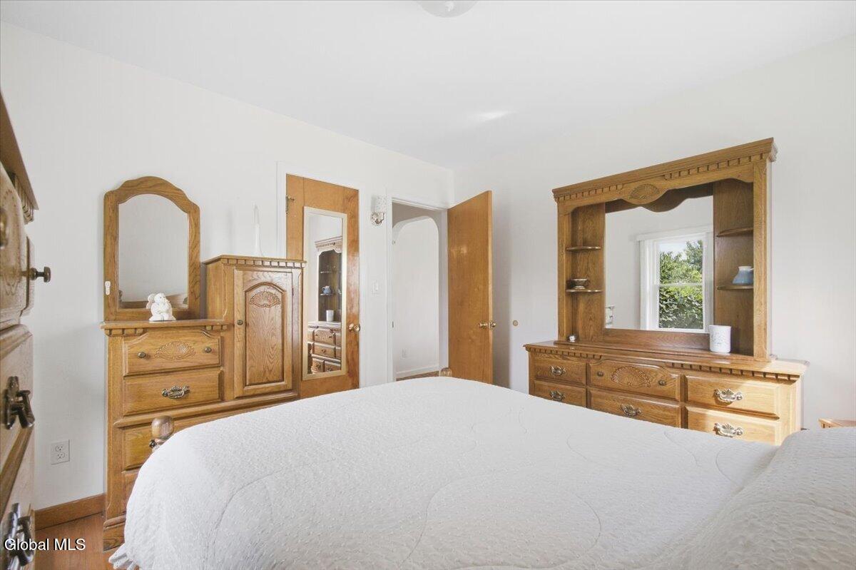 1434 Cullen Avenue Schenectady NY 12309