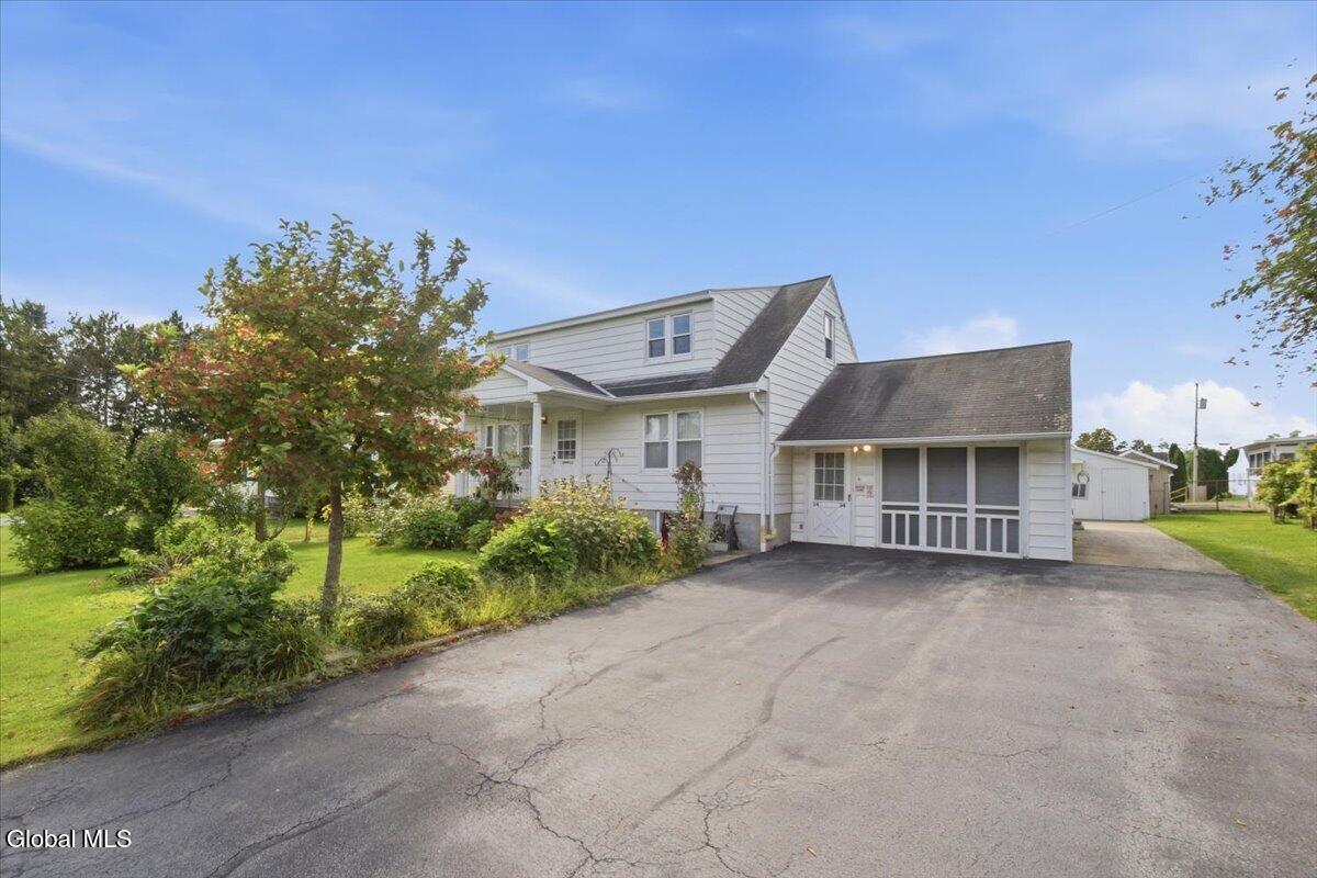 1434 Cullen Avenue Schenectady NY 12309