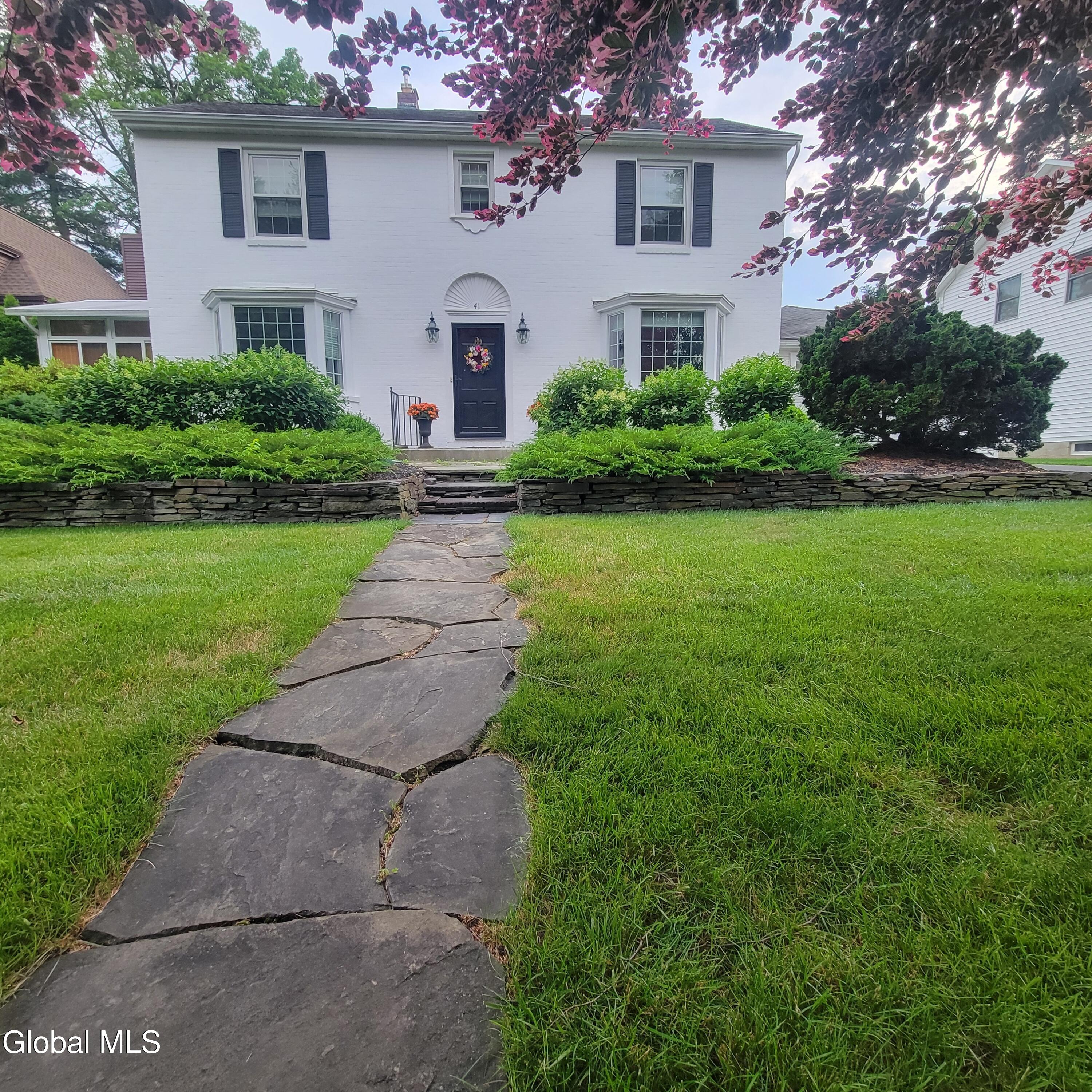 41 Berkshire Drive East Greenbush NY 12061