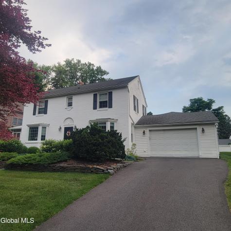 41 Berkshire Drive East Greenbush NY 12061