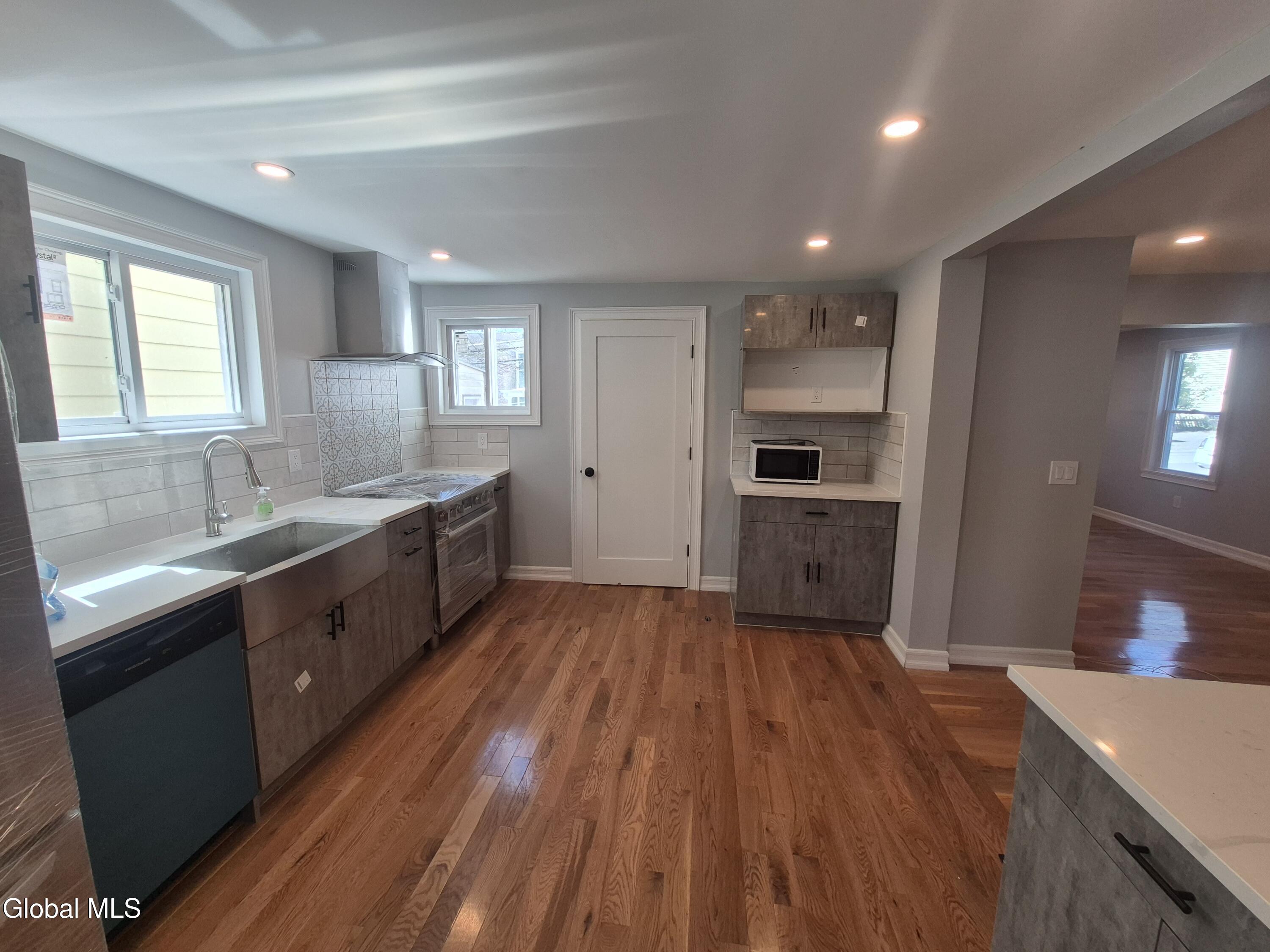 131 W Bridge Street Saugerties NY 12477
