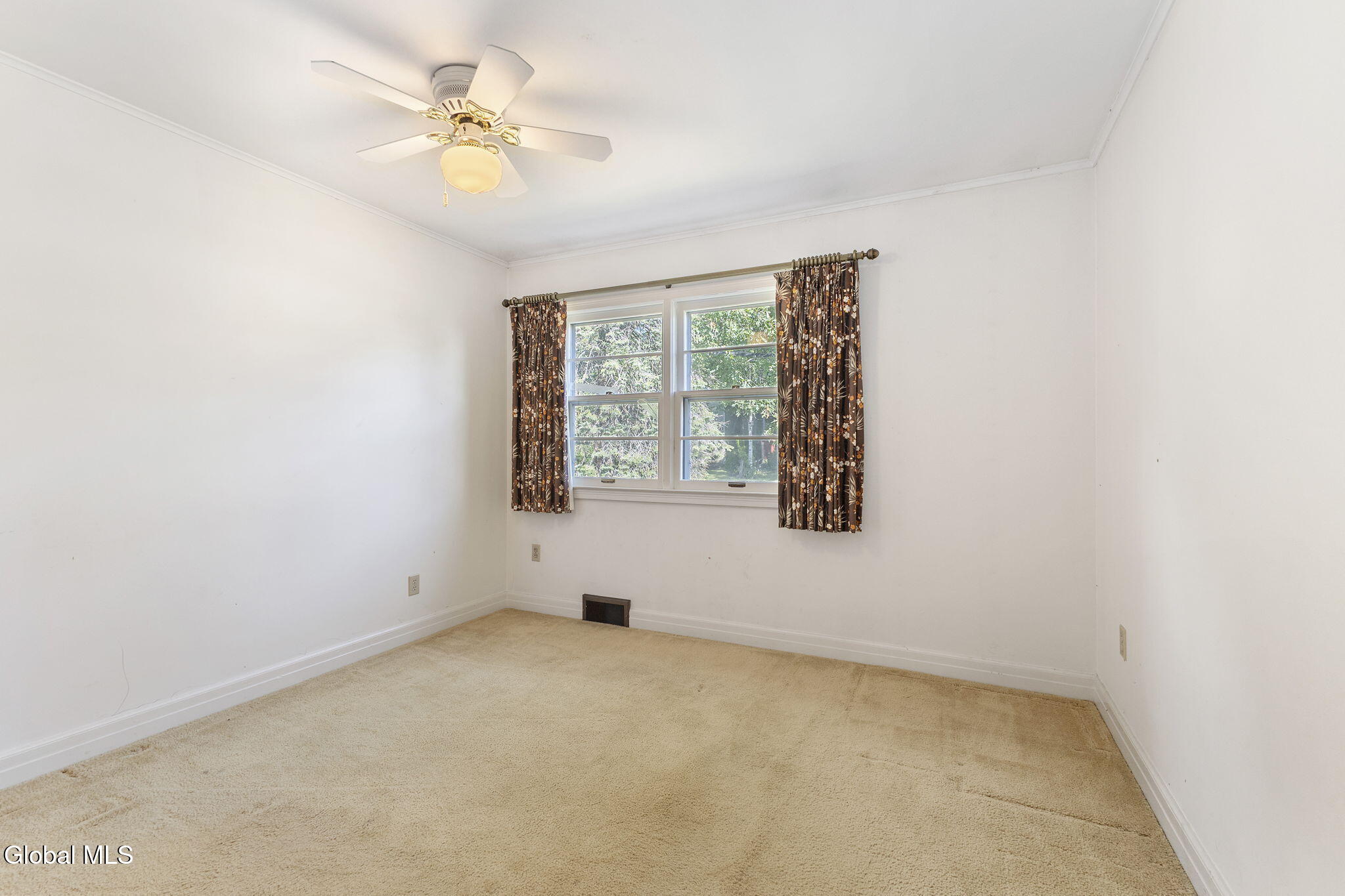 9 Pettis Street Lake George NY 12845