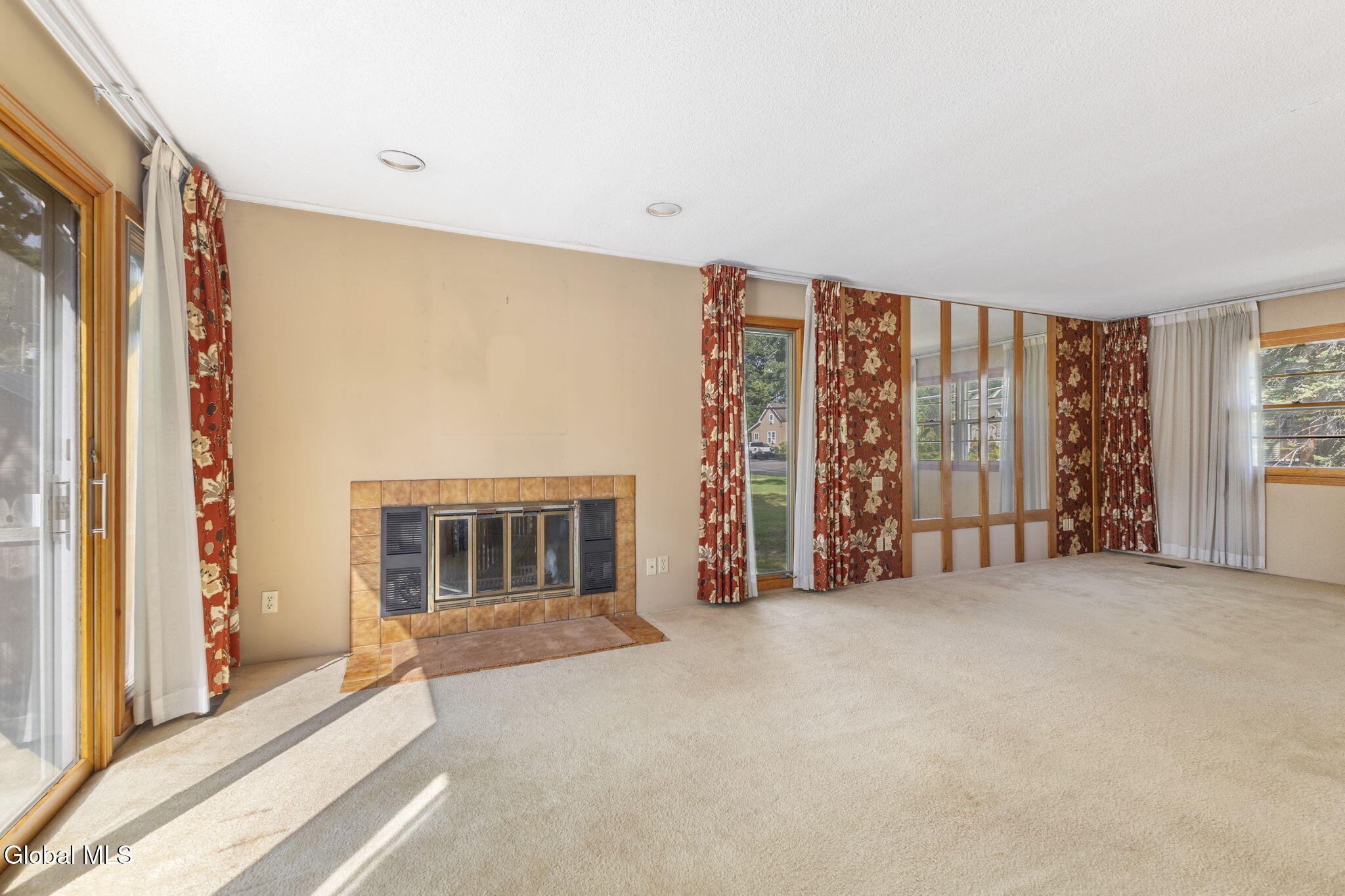 9 Pettis Street Lake George NY 12845