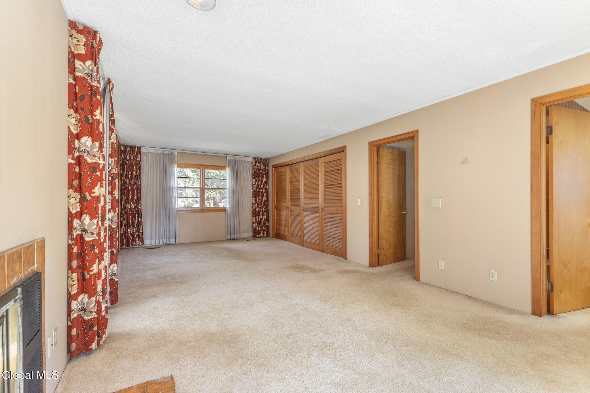 9 Pettis Street Lake George NY 12845