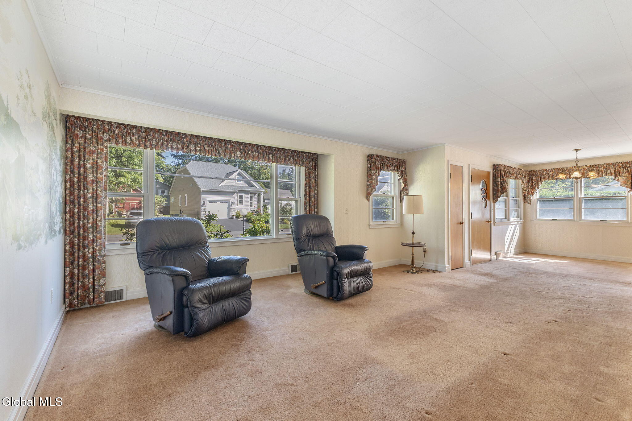 9 Pettis Street Lake George NY 12845