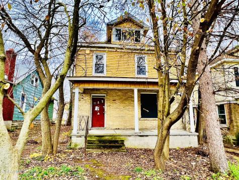 814 Bedford Road Schenectady NY 12308