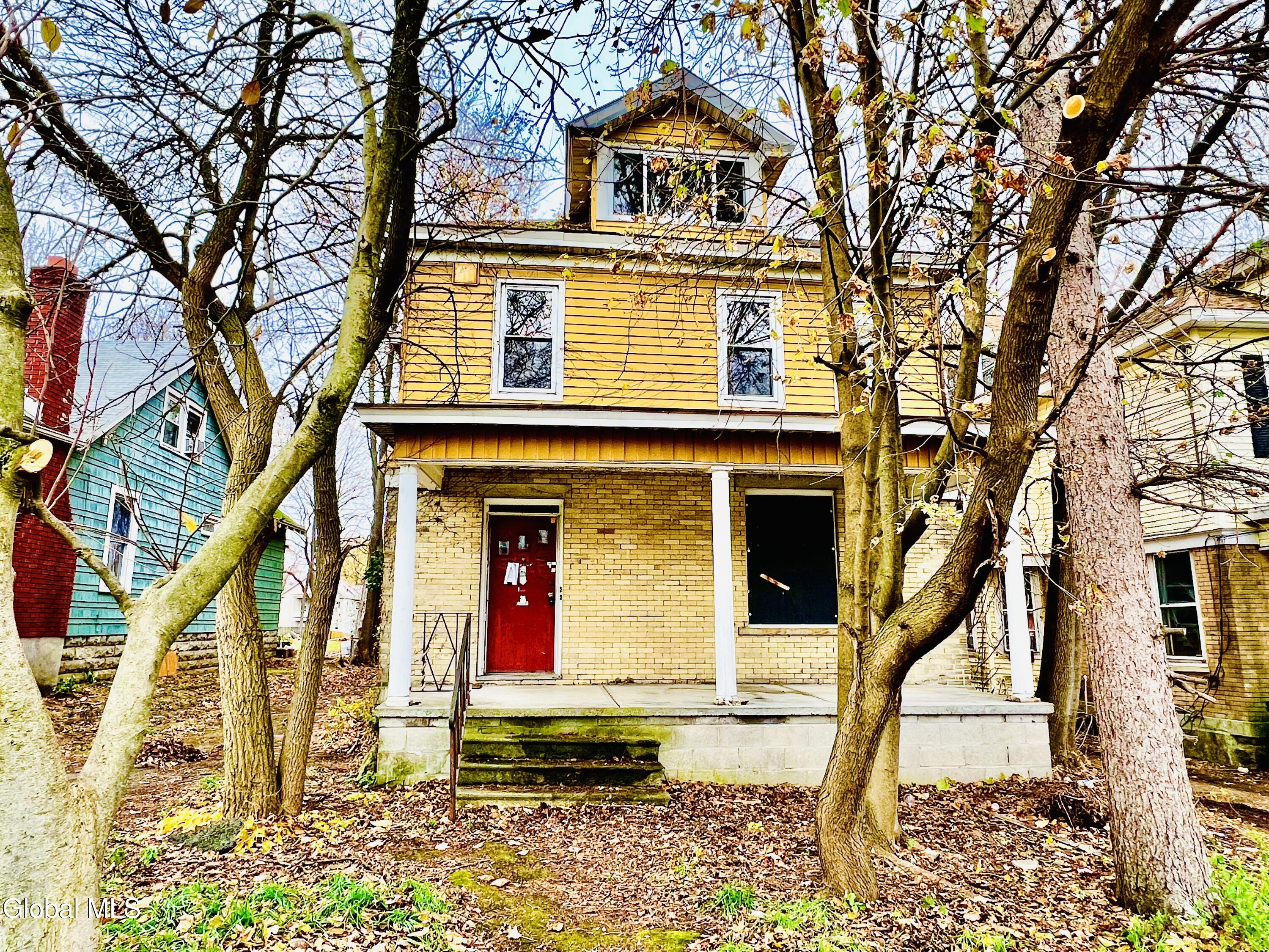 814 Bedford Road Schenectady NY 12308
