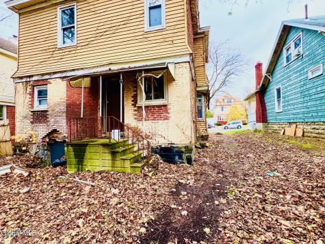 814 Bedford Road Schenectady NY 12308