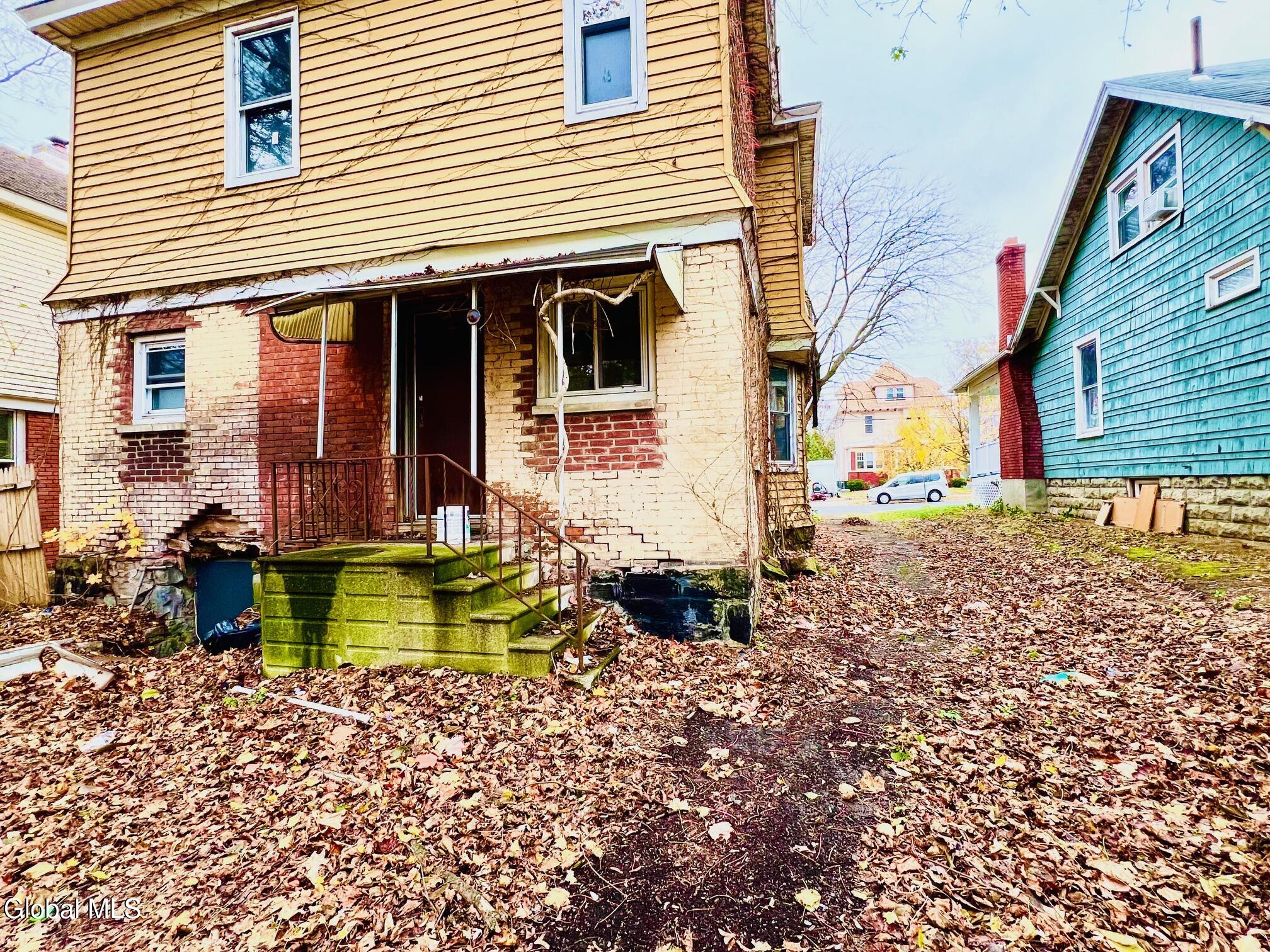 814 Bedford Road Schenectady NY 12308