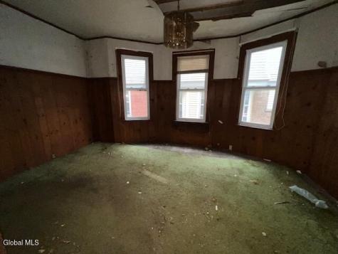 814 Bedford Road Schenectady NY 12308