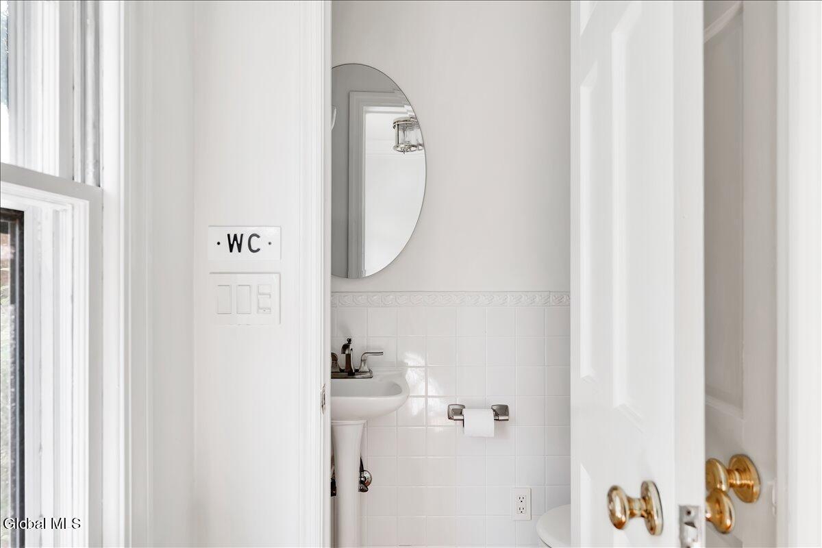 27 Herrick Avenue Delmar NY 12054