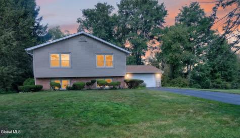1245 Sandra Lane Niskayuna NY 12309