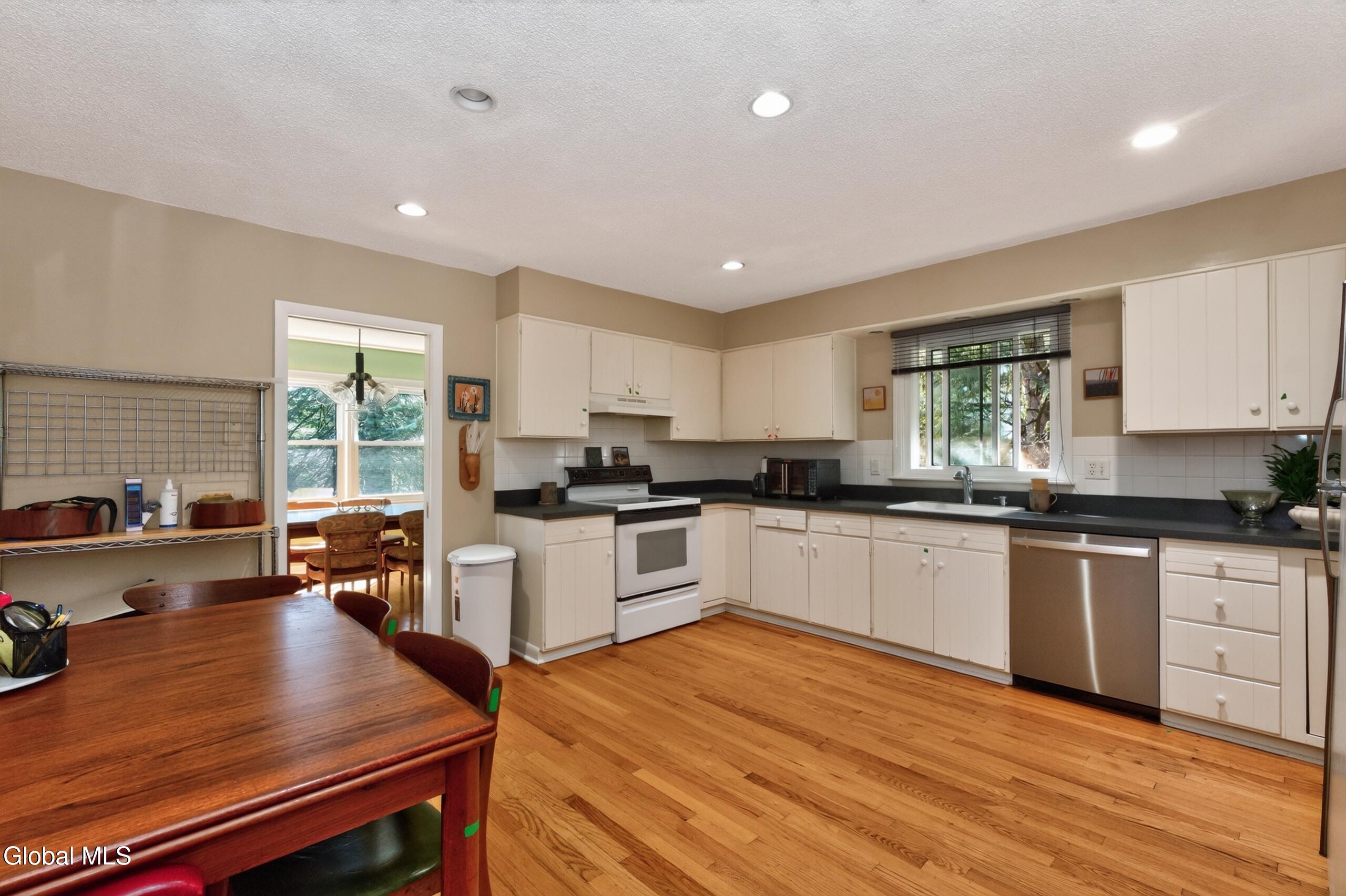 1245 Sandra Lane Niskayuna NY 12309