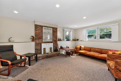 1245 Sandra Lane Niskayuna NY 12309