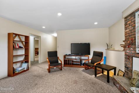 1245 Sandra Lane Niskayuna NY 12309